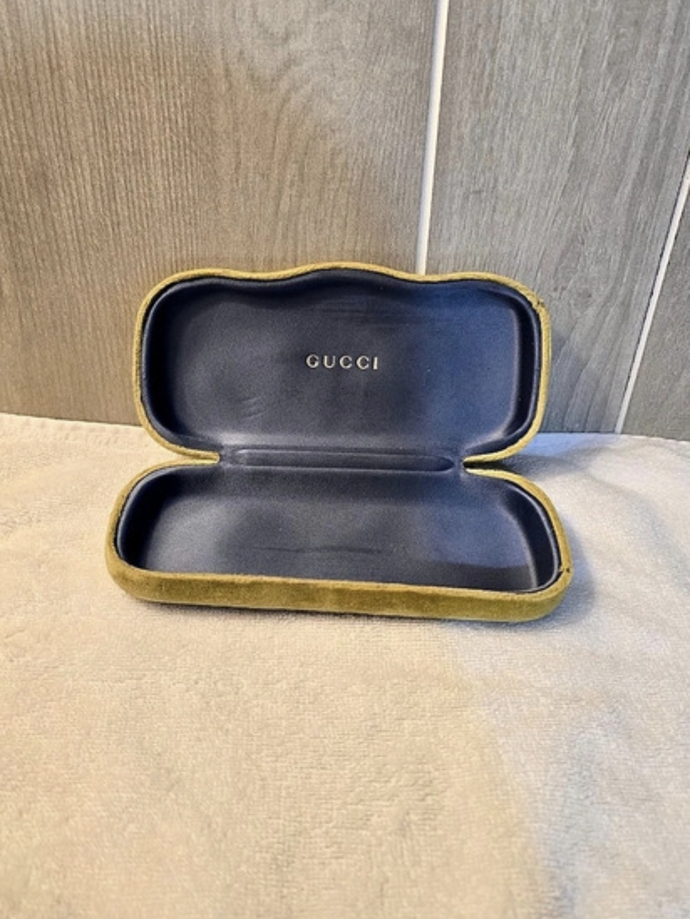 Gucci Velvet Hard Eyeglass/Sunglass Case Yellow & Blue